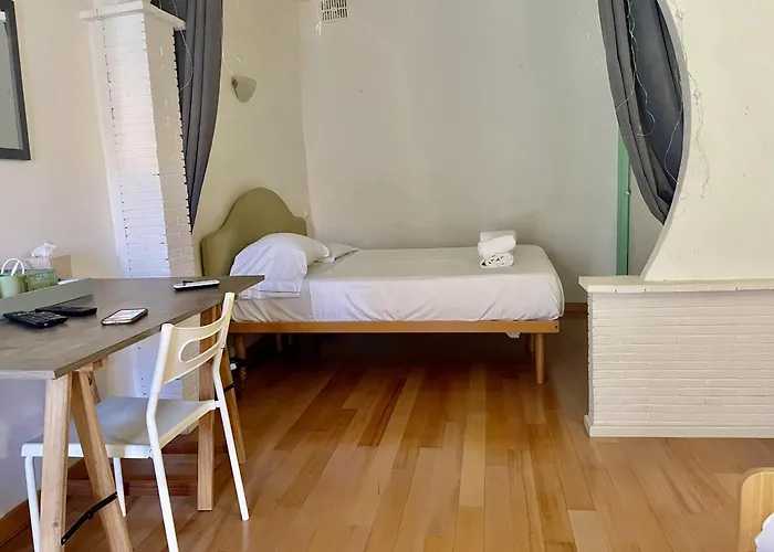 Joli Pour 3 Personnes A דירה *